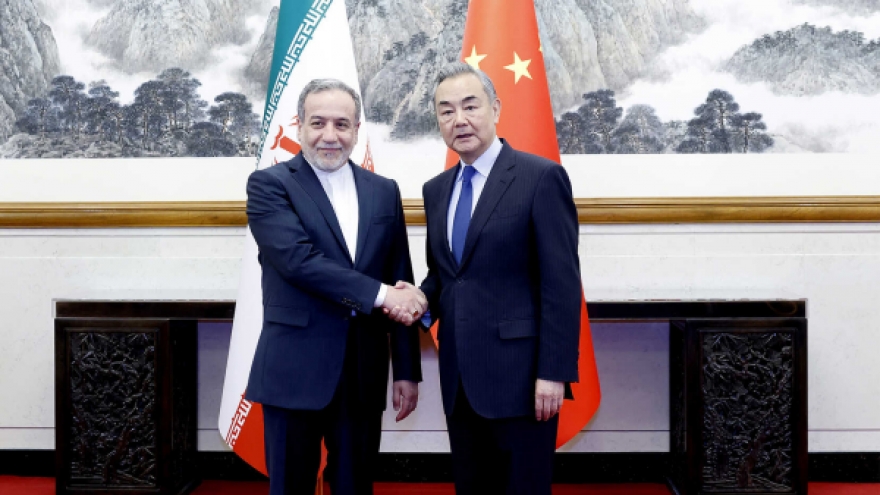 Trung Quốc tuyên bố ủng hộ Iran đối thoại với Mỹ